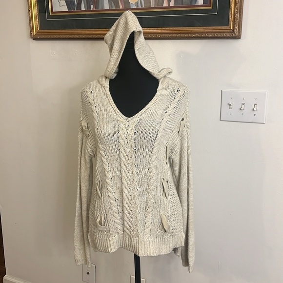 American Rag Cie Hooded Sweater, Sz. XXS. - Picture 2 of 11